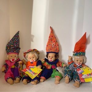 GI-GO Lot of 4 ~ 8" Palm Beanie Clowns Bean bag Dolls ~ Collectible W/Tag 1997